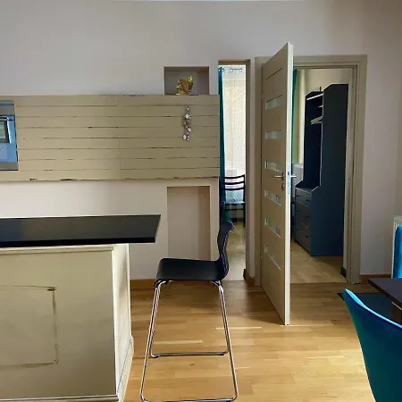 Apartament Grafitowy Laser *