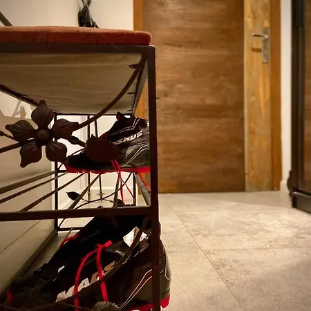 Grafitowy Laser * 斯克拉斯卡波伦巴